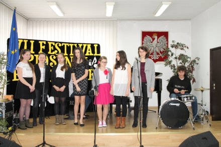Uczestnicy VII Festiwalu Piosenki Europejskiej